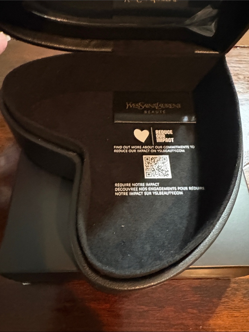 YVES SAINT LAURENT Black Heart-Shaped Makeup Case w/Mirror - Picture 4 of 8